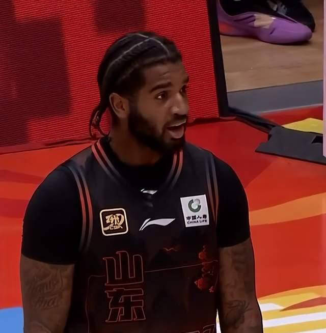 九游体育下载-包含今晚CBA季后赛传出新动向，山东男篮造点机会，管理层表态——目标明确，阵容厚度经受考验的词条